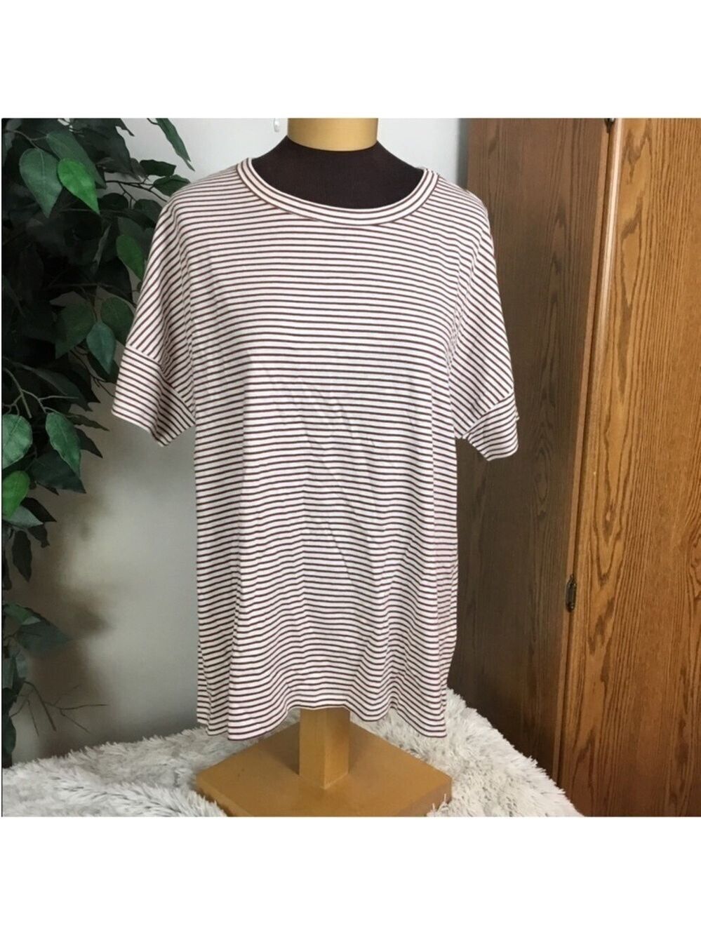Sonoma short sleeve striped crewneck tee Woman’s size XXL relaxed fit
